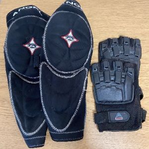 Elbow pads and gloves